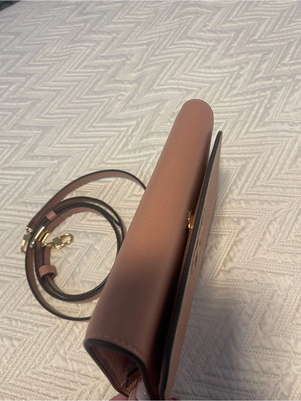 Tory Burch Pebbled Leather Wallet in Dusty Pink